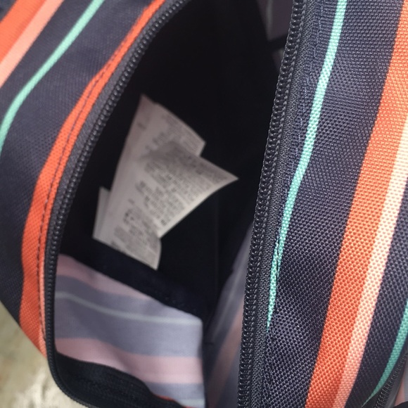 ROXY Handy Compact ROXY Backpack Recycled Fabric - Picture 4 of 7